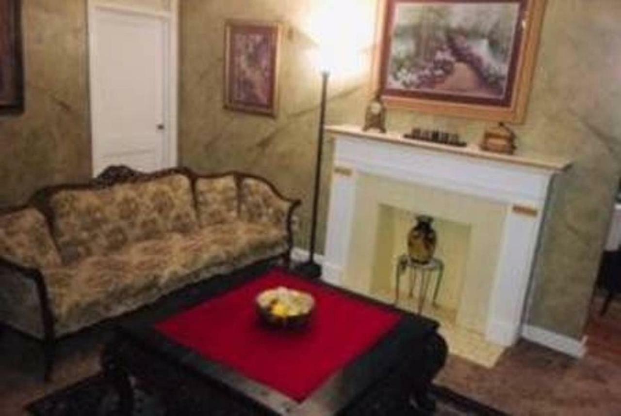 2 Bedroom Sleeps 6 Spacious Luxury Apartment 79 Montgomery Luaran gambar